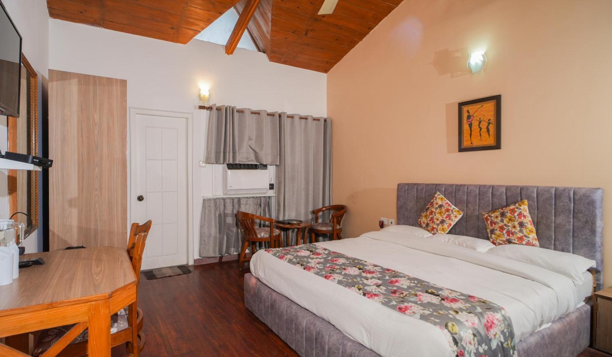 Neelesh Inn- A Luxury Lake View Hotel- 20 Kms From Nainital Bhīm Tāl Exterior foto