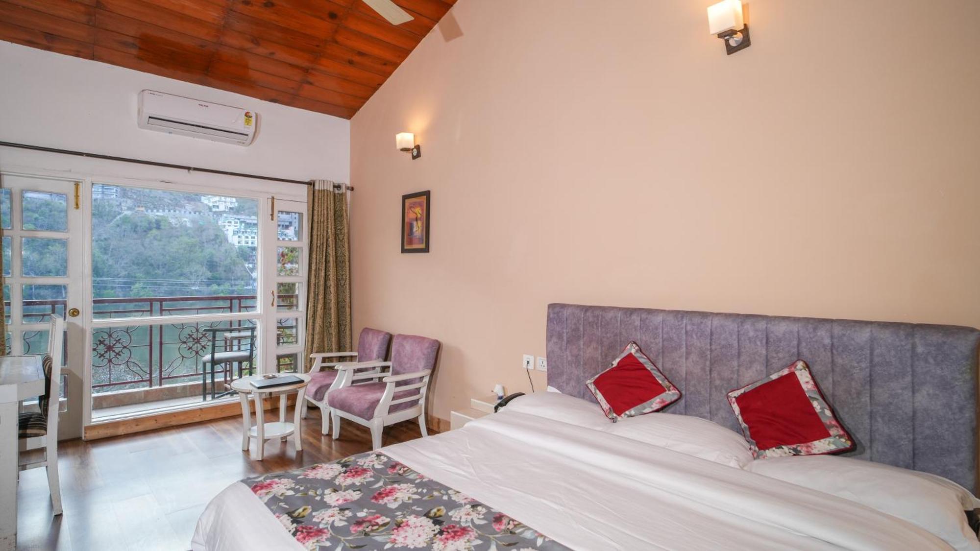 Neelesh Inn- A Luxury Lake View Hotel- 20 Kms From Nainital Bhīm Tāl Exterior foto