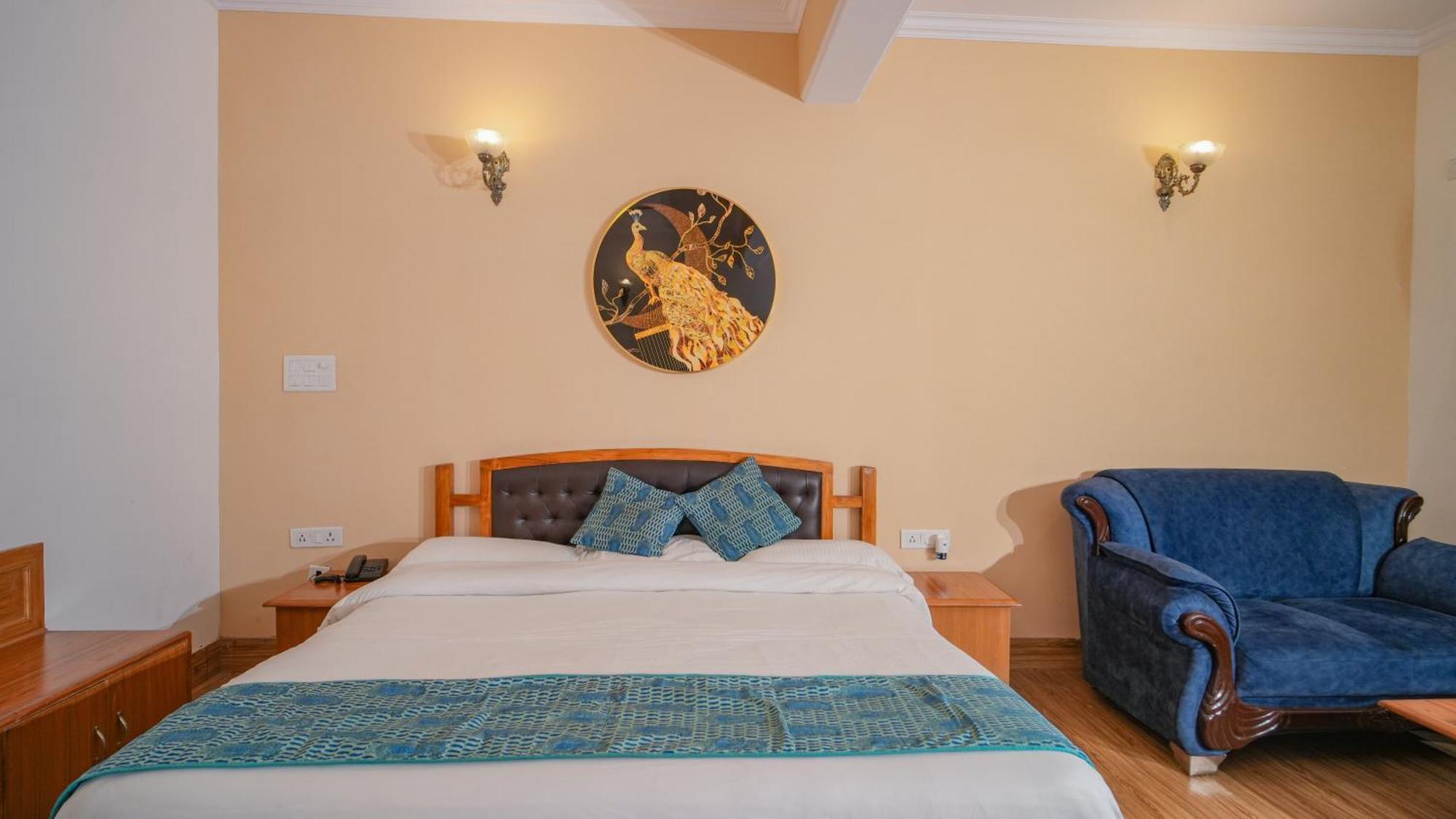 Neelesh Inn- A Luxury Lake View Hotel- 20 Kms From Nainital Bhīm Tāl Exterior foto